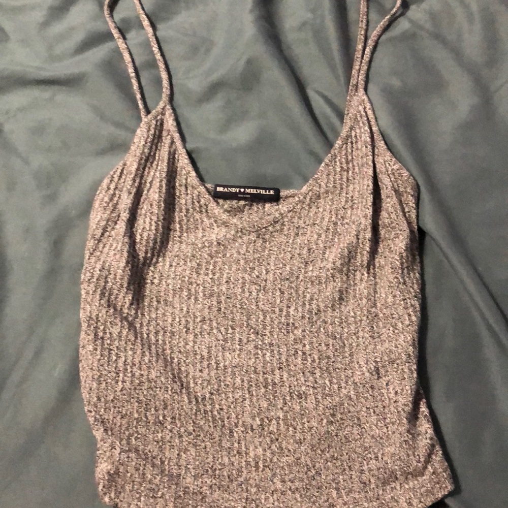 grey top!